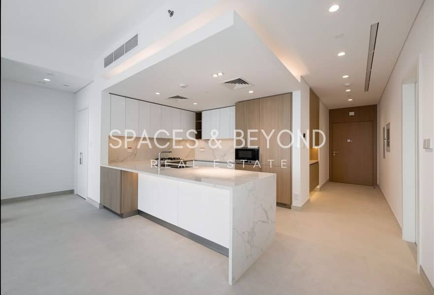 10 ec40092b-9d83-468e-aebe-ac38a5da1313. jpg