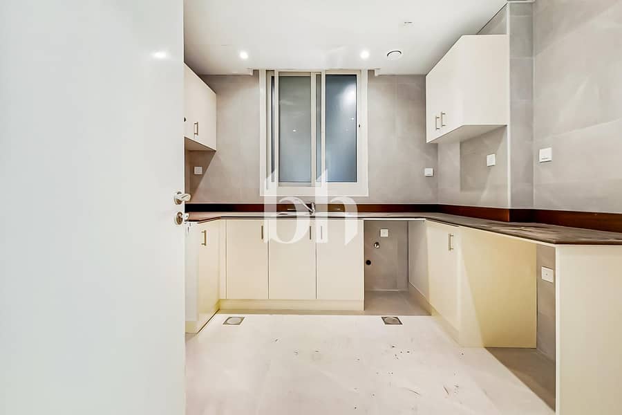 3 2 Kitchen 1 Jpg