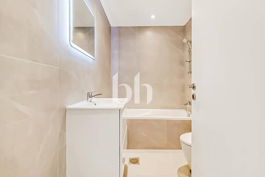 5 6 Main Ensuite 0 Jpg