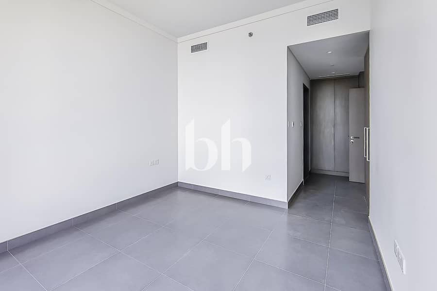 9 Image 0