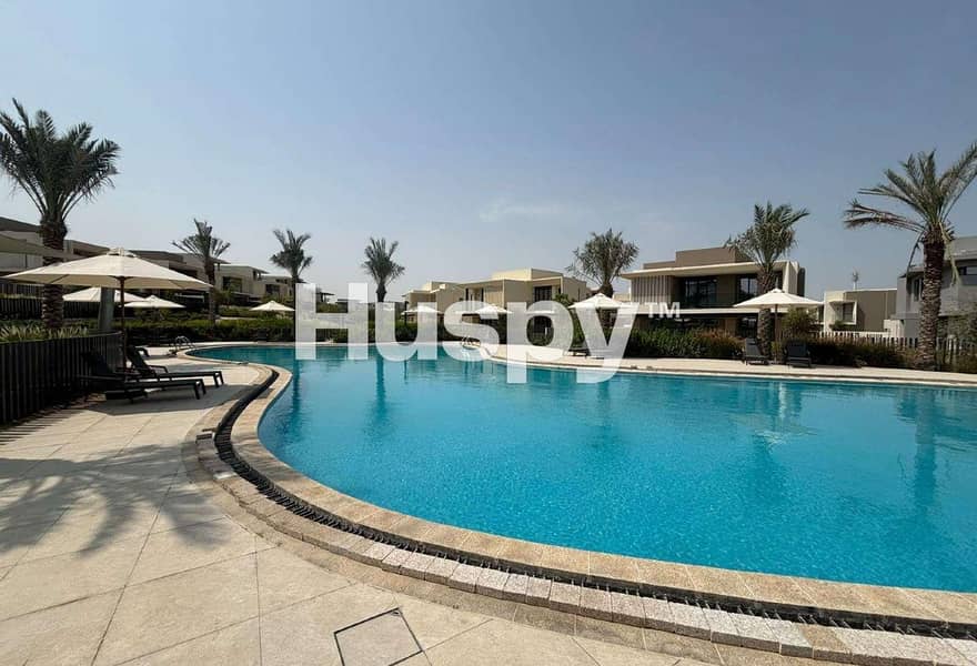 Corner unit | Pool Facing | Vacant Corner unit | Pool Facing | Vacant