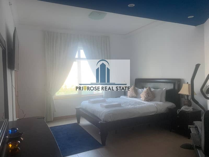 Bright & Huge | Partial Sea View | Mid floor Bright & Huge | Partial Sea View | Mid floor