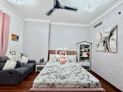 2 Bedroom Apartment for Rent in Jumeirah Lake Towers (JLT), Dubai - Luxury Upgraded | Fully-Furnished | Elegant & Spacious | Community & Lake View