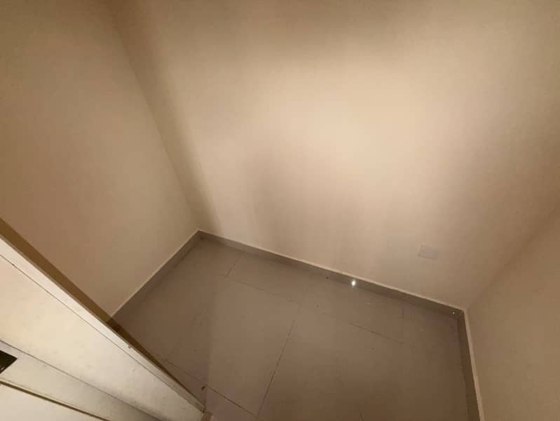4 1000321925. jpg