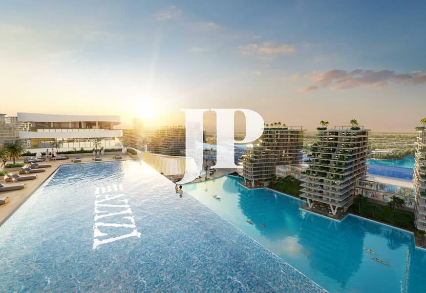 8 Azizi Venice_A 003_Infinity Pool View_01. jpg