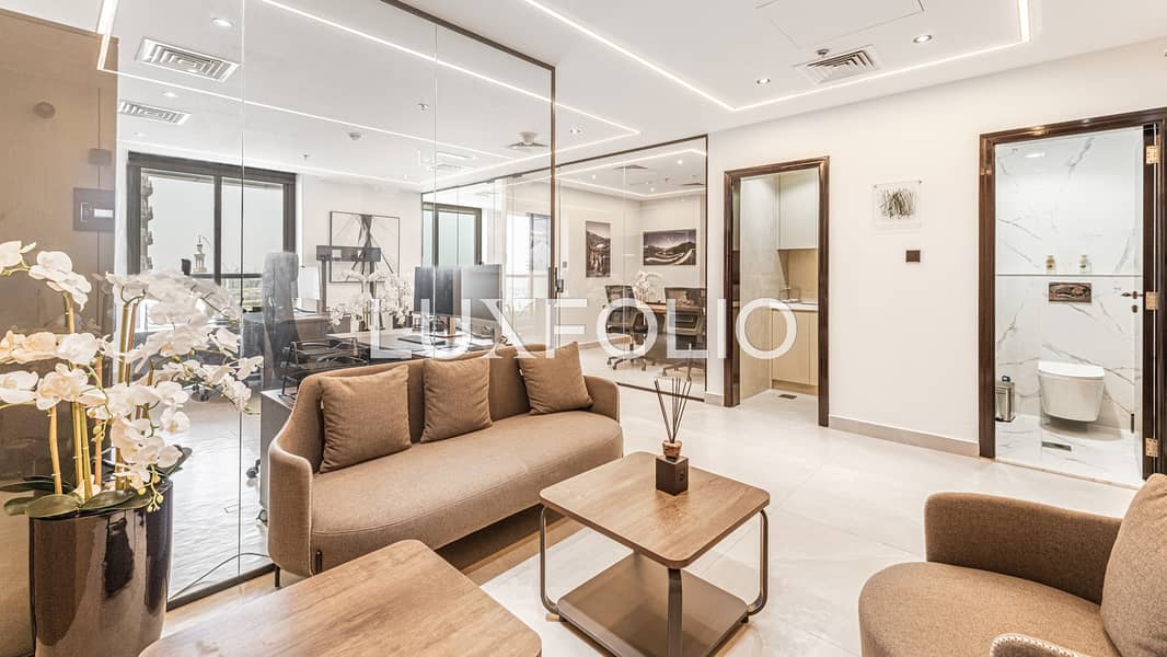 LUXURY FIT OUT | VACANT | FURNISHED LUXURY FIT OUT | VACANT | FURNISHED