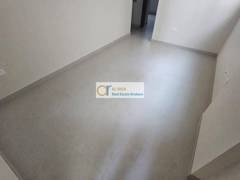11 ca93daed-8d4b-4463-afd8-274ef161ec1c. jpg