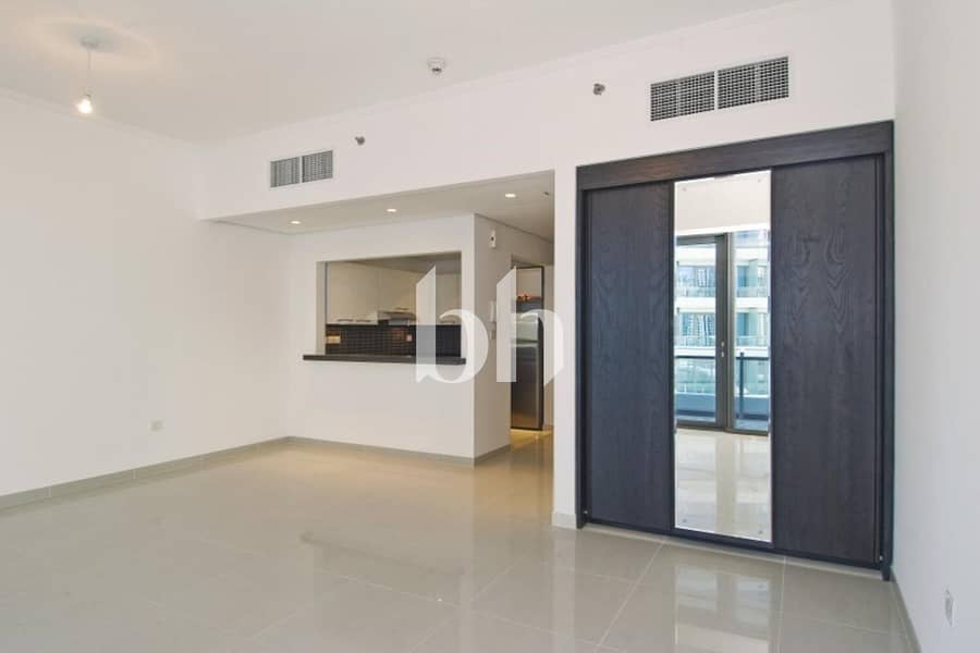 3 images image img