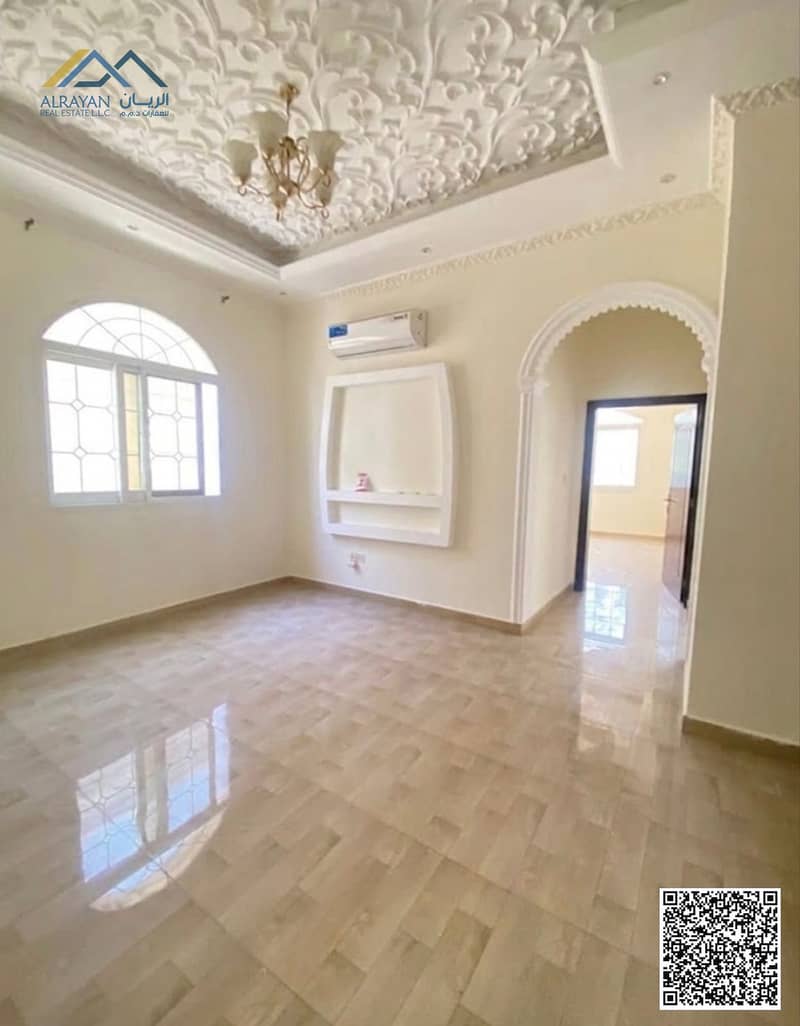 14 3449c34f-8b8f-4c30-8259-5df654c0ffa3. jpg