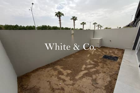 4 Slaapkamers Townhouse te Huur in DAMAC Hills 2 (Akoya by DAMAC), Dubai - Rijwoning in DAMAC Hills 2 (Akoya by DAMAC),Verona, 4 slaapkamers, 120000 AED - 16446646 4 Slaapkamers Townhouse te Huur in DAMAC Hills 2 (Akoya by DAMAC), Dubai - Rijwoning in DAMAC Hills 2 (Akoya by DAMAC),Verona, 4 slaapkamers, 120000 AED - 16446646