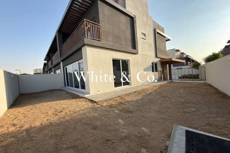 4 Slaapkamers Townhouse te Huur in DAMAC Hills 2 (Akoya by DAMAC), Dubai - Rijwoning in DAMAC Hills 2 (Akoya by DAMAC),Verona, 4 slaapkamers, 140000 AED - 16446912 4 Slaapkamers Townhouse te Huur in DAMAC Hills 2 (Akoya by DAMAC), Dubai - Rijwoning in DAMAC Hills 2 (Akoya by DAMAC),Verona, 4 slaapkamers, 140000 AED - 16446912