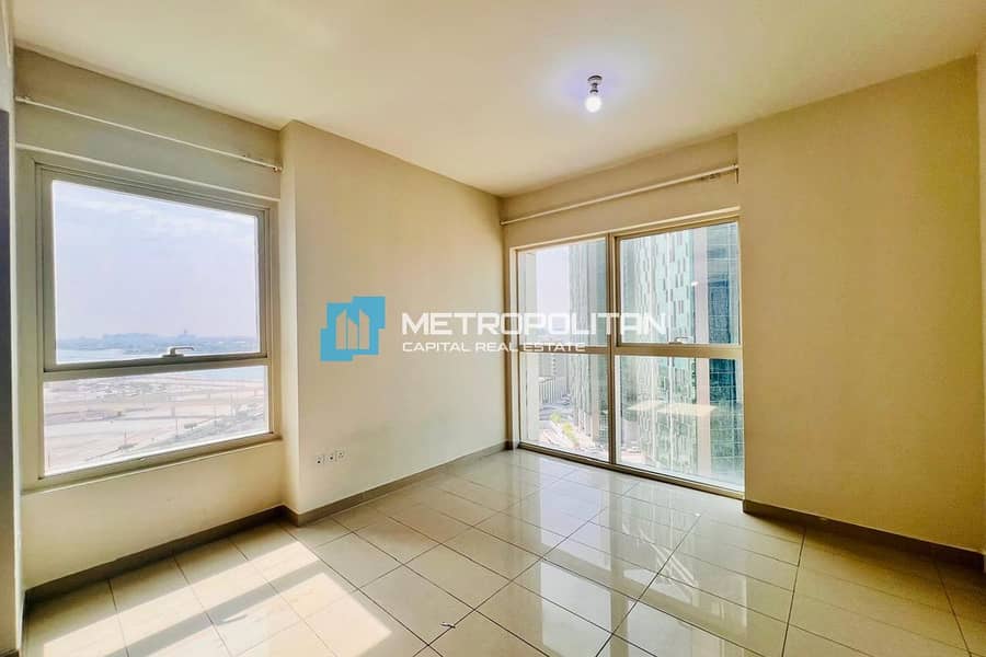 4 Main Living Area