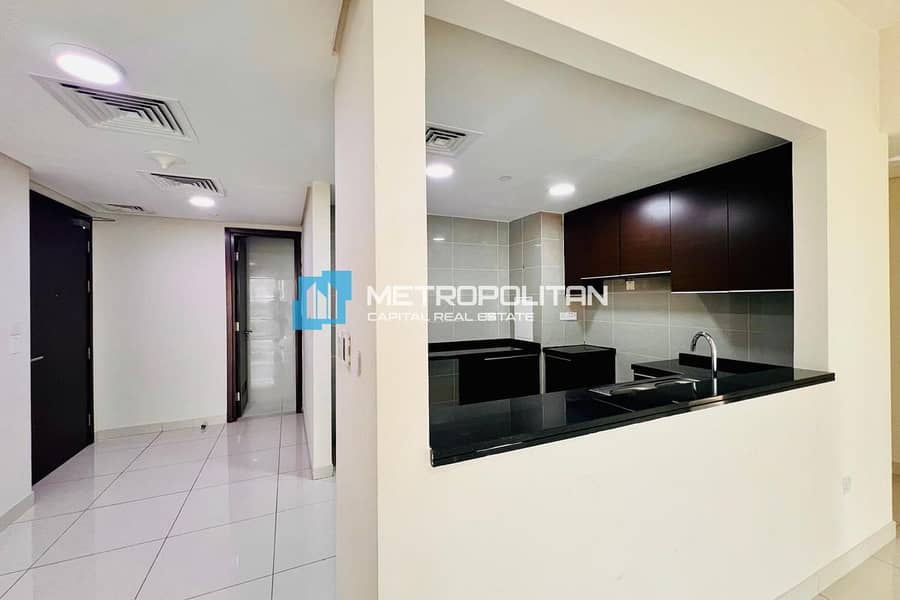 15 Main Living Area