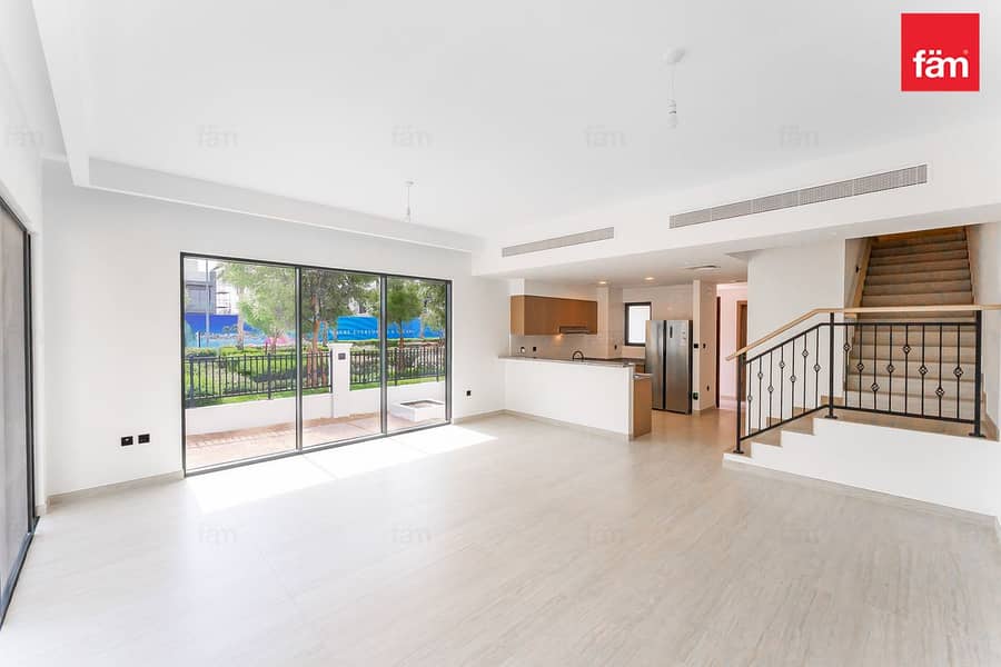 Villetta a schiera a DAMAC Lagoons,Santorini, 5 camere da letto, 209998 AED - 16447156 Villetta a schiera a DAMAC Lagoons,Santorini, 5 camere da letto, 209998 AED - 16447156
