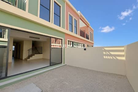 4 Camere Villa in vendita a DAMAC Lagoons, Dubai - Villa a DAMAC Lagoons,Portofino, 4 camere da letto, 3050000 AED - 16447358 4 Camere Villa in vendita a DAMAC Lagoons, Dubai - Villa a DAMAC Lagoons,Portofino, 4 camere da letto, 3050000 AED - 16447358