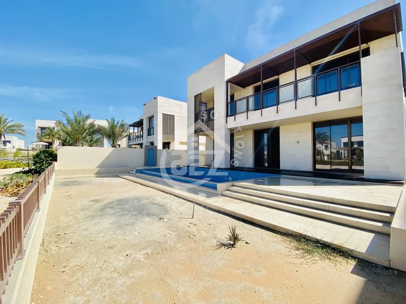Vacant exquisite 7+1BHK villa with private pool Vacant exquisite 7+1BHK villa with private pool