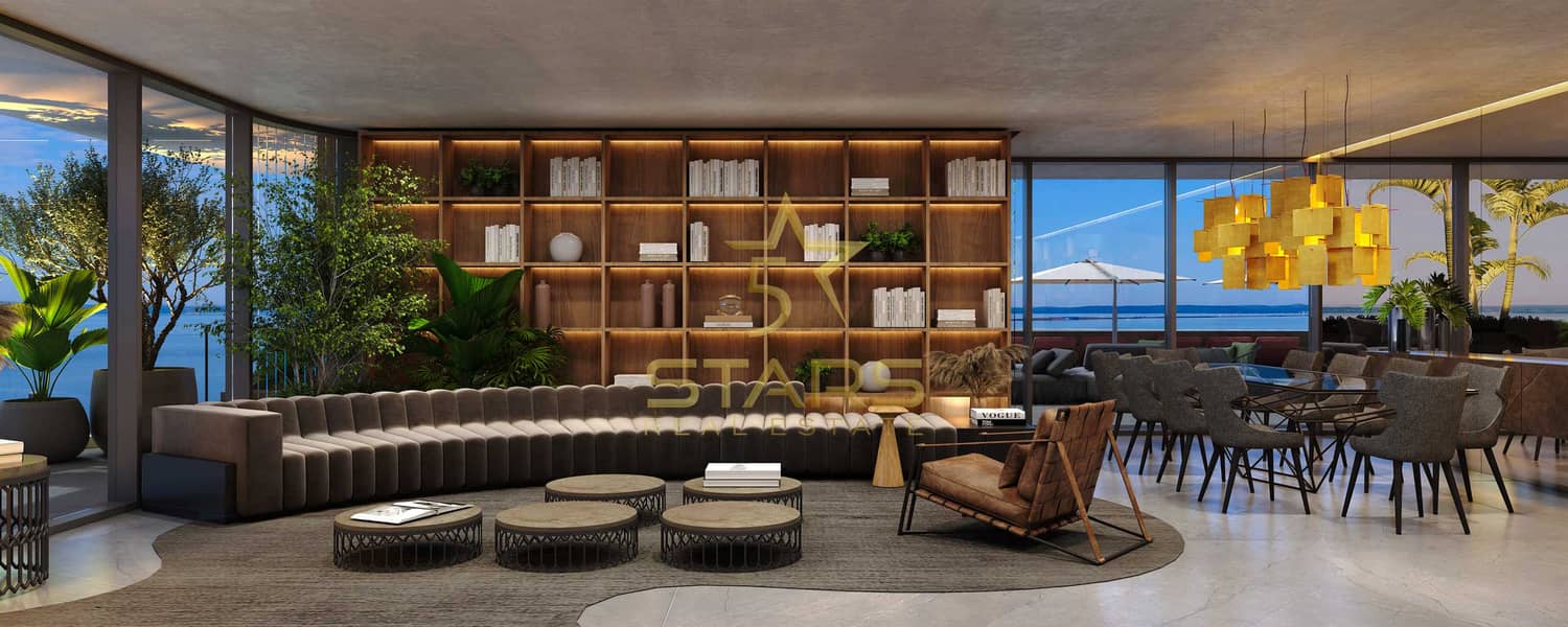 9 Penthouse Living 1. jpg