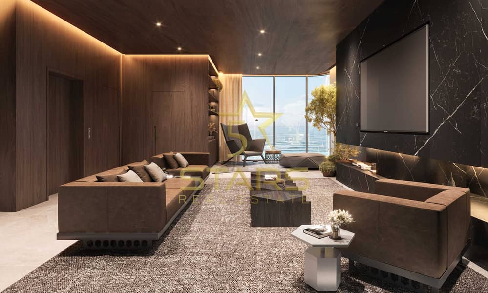 16 Mansion Family Room (Floor 1). jpg