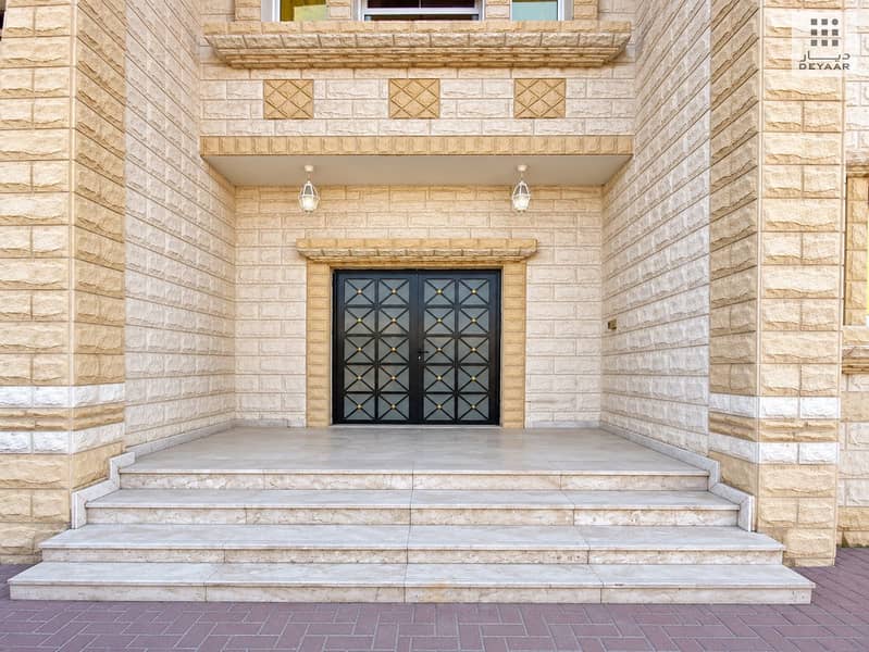 5 08 - Main Entrance. jpg