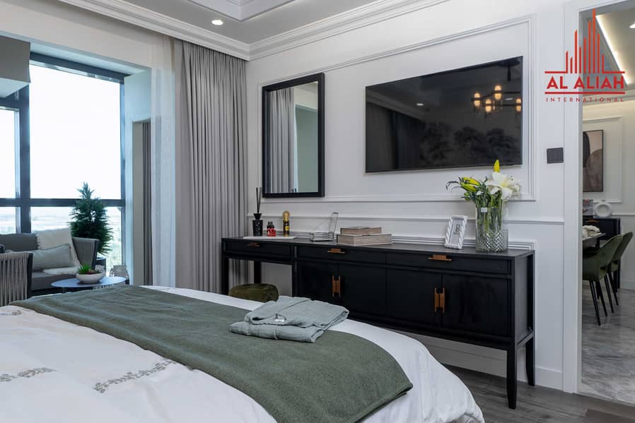 15 BQGR65_MasterBedroom_03. jpg