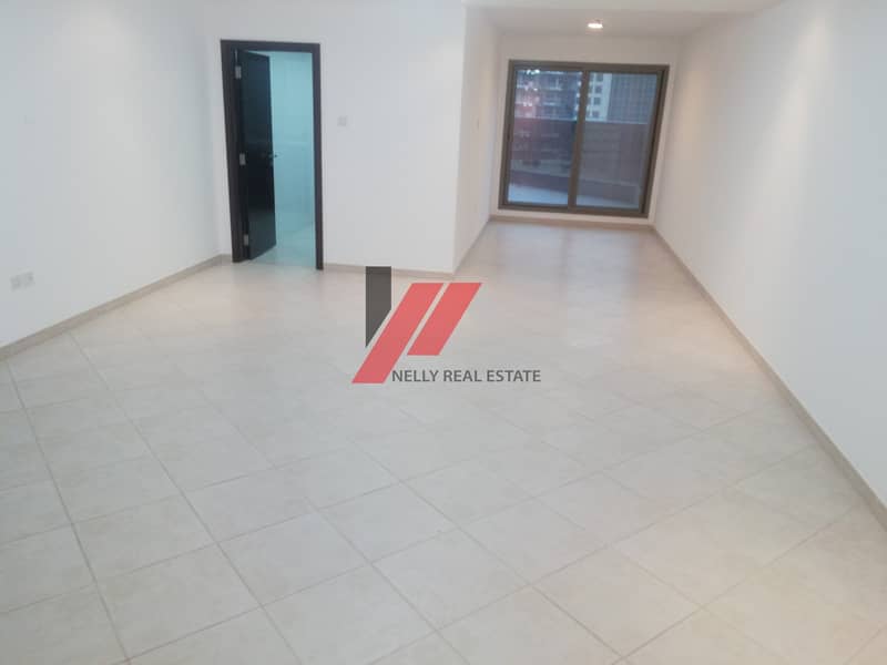 Spacious 3bhk flat near metro Tecom rent 90k/4cheq