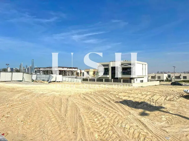 Close To Metro | Corner Plot