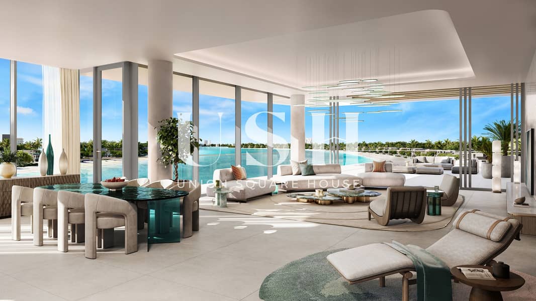 20 Palm Central Int 4BR_LivingRoom. jpg