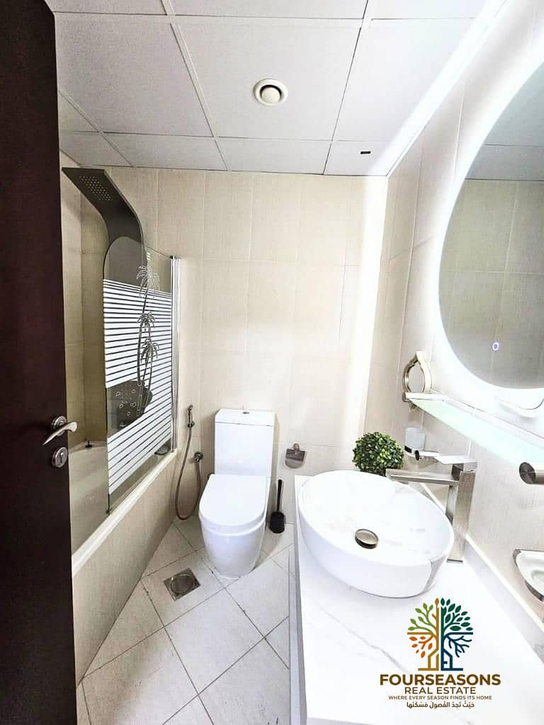 14 ff890f28-50d3-45c1-8a3d-bd897927c0f3. jpg
