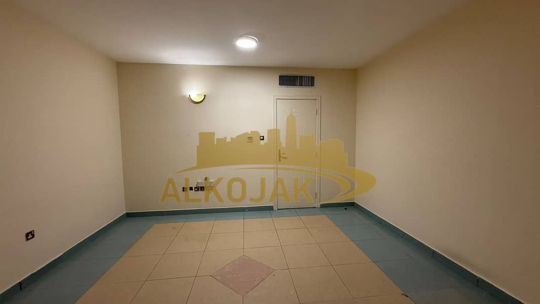 7 Sept 09 - Al Ain - 2BHK -11. jpg