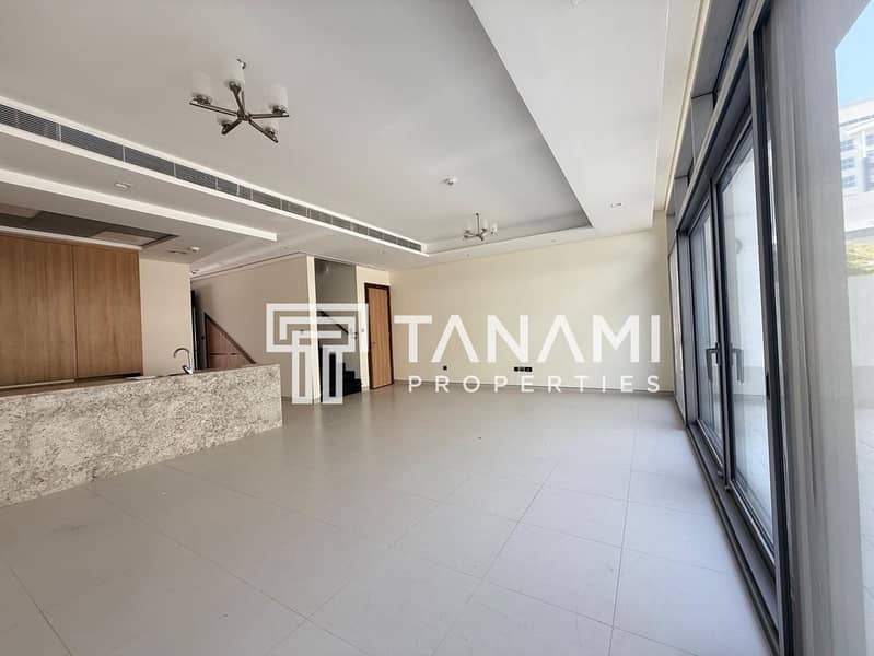 Villa in Liwan,180 Degrees Villas, 5 schlafzimmer, 210000 AED - 16451075 Villa in Liwan,180 Degrees Villas, 5 schlafzimmer, 210000 AED - 16451075