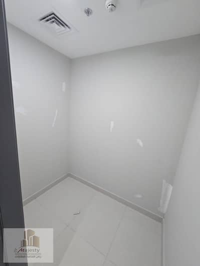 2 Slaapkamers Appartement te Huur in Al Khan, Sharjah - 1f14f701-e732-436a-ba34-579008a5d749. jpg