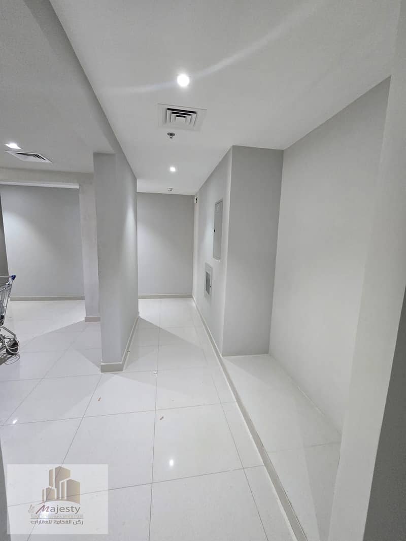 15 6d130d98-b3de-4eb5-8e5c-46b8188e97a9. jpg