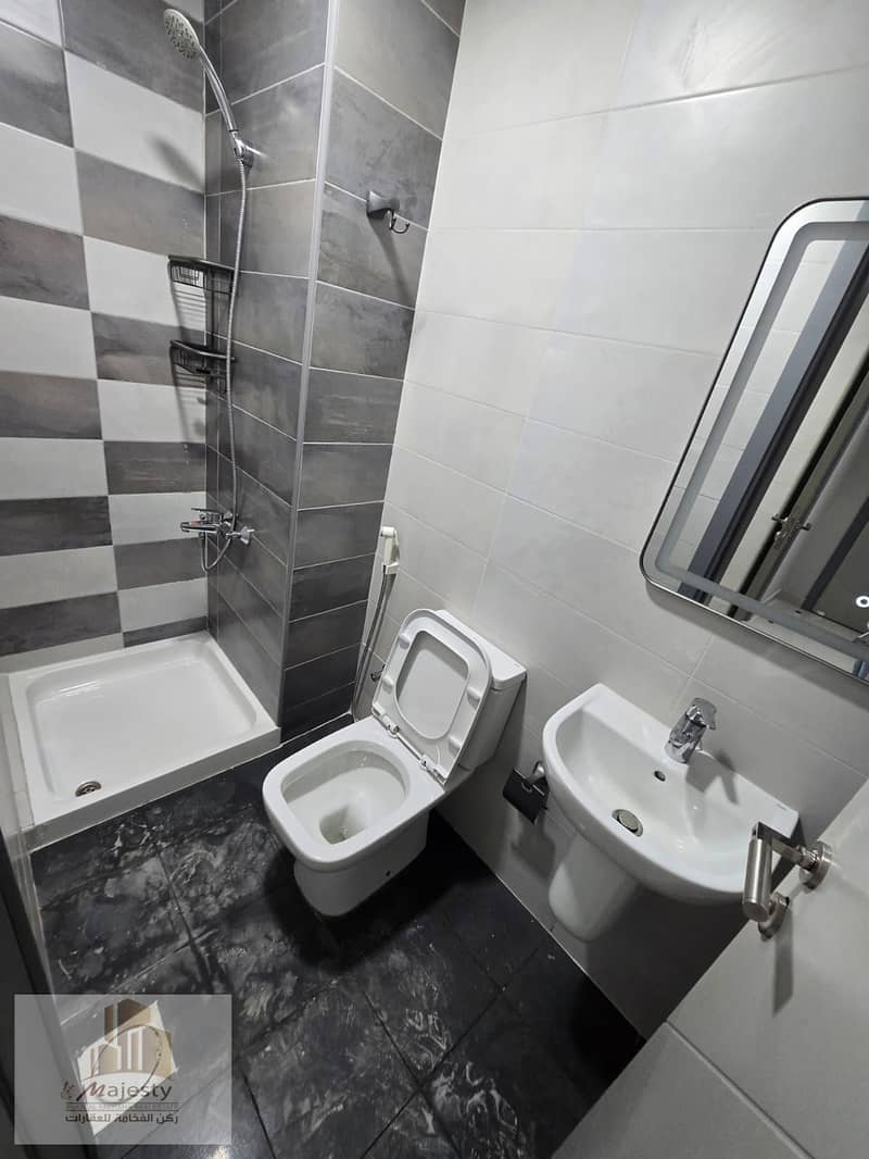 23 ffe7117e-e7bf-404d-b0fd-e415742af10d. jpg