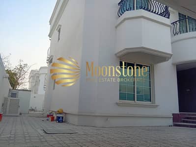 Villa de 4 chambres à à louer à Al Safa, Dubai - S2. jpeg