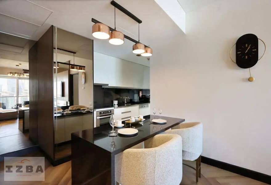 8 Untitled design (10). png