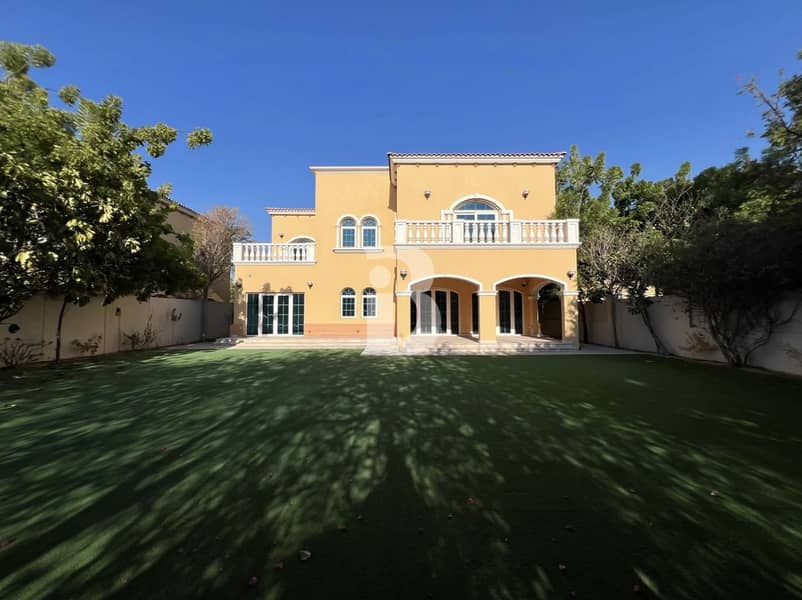 Villa in Jumeirah Park,District 2, 5 slaapkamers, 425000 AED - 16452162 Villa in Jumeirah Park,District 2, 5 slaapkamers, 425000 AED - 16452162
