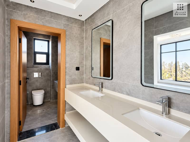 16 08 Double Vanity Bathroom. jpg