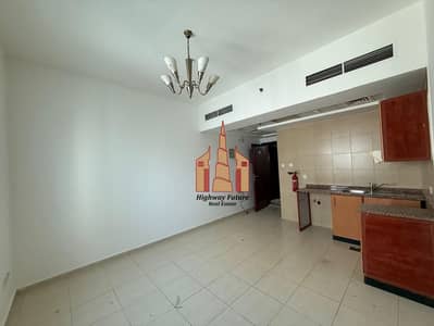 Studio te Huur in Al Mamzar, Sharjah - 1ea61c20-b9e7-44fd-8952-93083897bae6. jpg