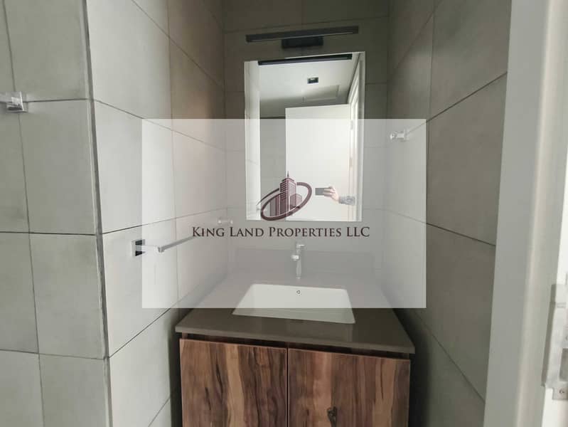 20 1000325020. jpg