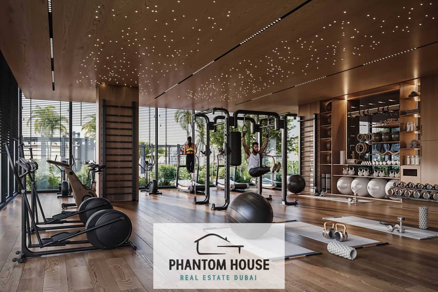 6 Gym Indoor. jpg