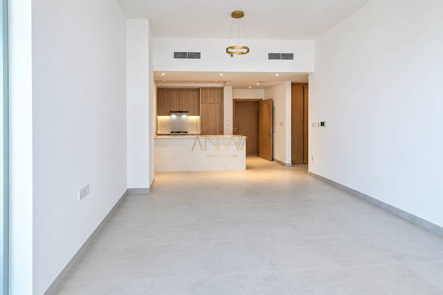 Waterfront | Large 1 BR Layout | Balcony Waterfront | Large 1 BR Layout | Balcony