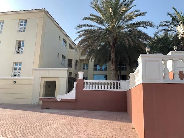 1BR I Large Balcony I Lake Apartment DIP1 1BR I Large Balcony I Lake Apartment DIP1