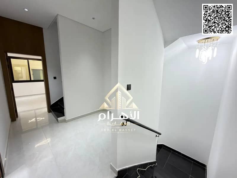 17 864472198-1066x800. webp