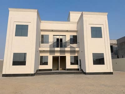 4 Bedroom Villa for Rent in Madinat Al Riyad, Abu Dhabi - Private Entrance | Great Price | Large Yard