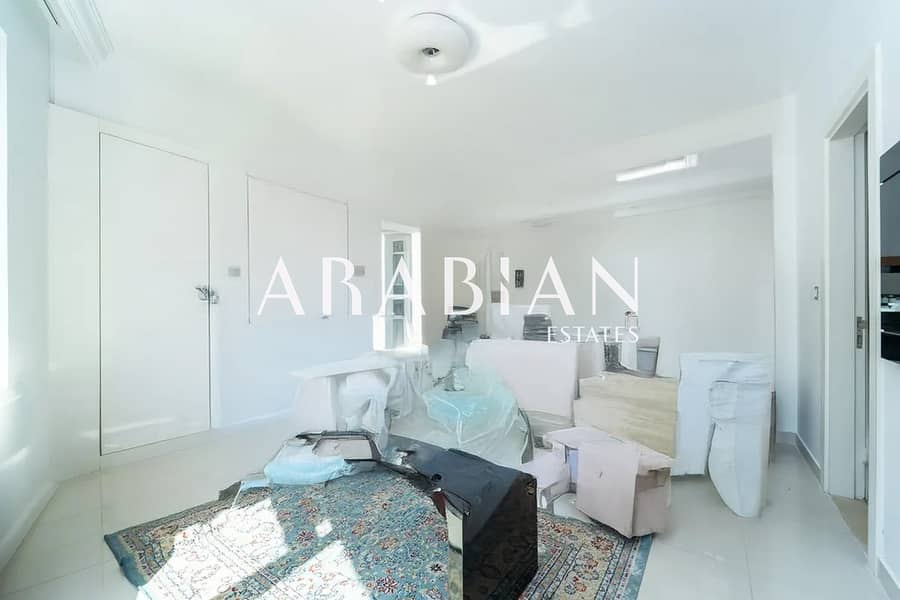 Spacious 2BR | Downtown Skyline Views | Vacant Spacious 2BR | Downtown Skyline Views | Vacant