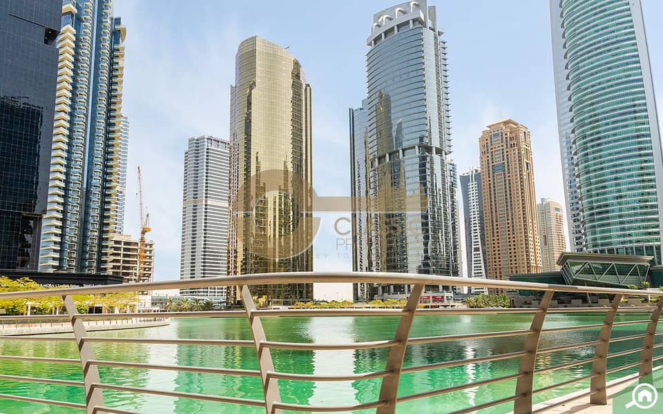 10 lake_view_in_JLT_5fcb47fa09_2170a2034b. jpg