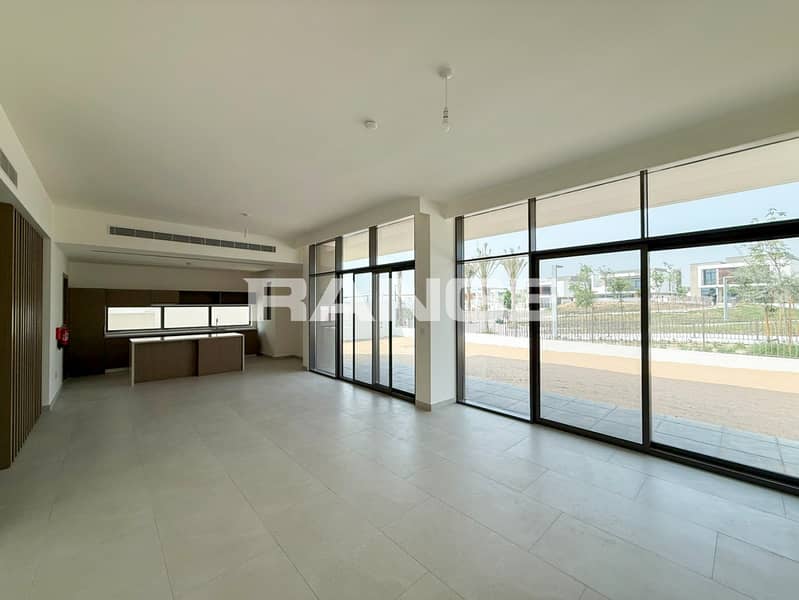 Villa in Al Furjan,Al Furjan West,Tilal Al Furjan, 5 slaapkamers, 530000 AED - 16457583 Villa in Al Furjan,Al Furjan West,Tilal Al Furjan, 5 slaapkamers, 530000 AED - 16457583