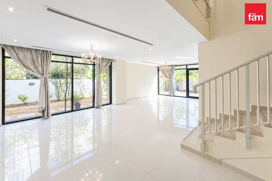 Vastu Compliance /Semi Detached Negotiable Vastu Compliance /Semi Detached Negotiable