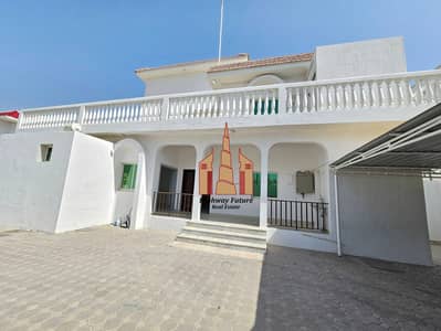 Villa de 10+ Chambres à à louer à Al Mirgab, Sharjah - 134456. jpg Villa de 10+ Chambres à à louer à Al Mirgab, Sharjah - 134456. jpg
