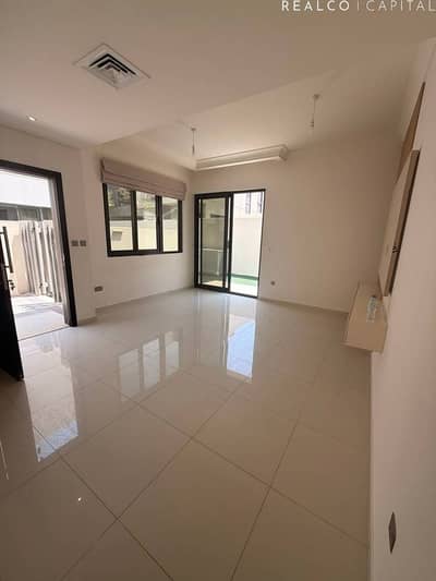 3 Camere Townhouse in affitto a DAMAC Hills 2 (Akoya by DAMAC), Dubai - Villetta a schiera a DAMAC Hills 2 (Akoya by DAMAC),Zinnia, 3 camere da letto, 105000 AED - 16458115 3 Camere Townhouse in affitto a DAMAC Hills 2 (Akoya by DAMAC), Dubai - Villetta a schiera a DAMAC Hills 2 (Akoya by DAMAC),Zinnia, 3 camere da letto, 105000 AED - 16458115